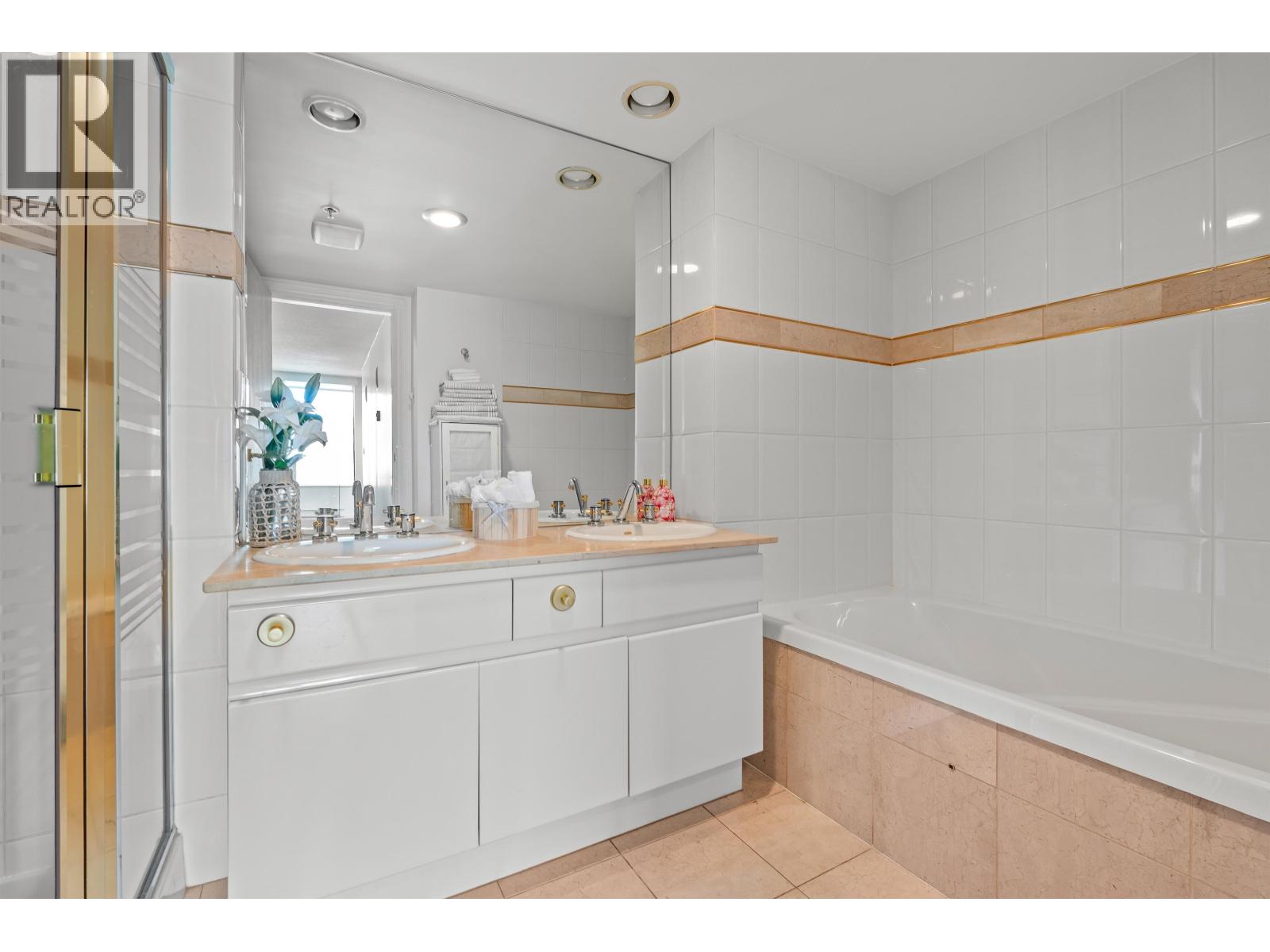 12d 328 Taylor Way Property Photo 33
