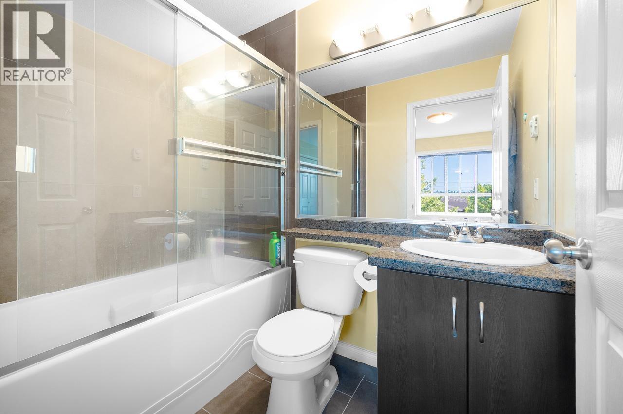 3 9751 Ferndale Road Property Photo 16
