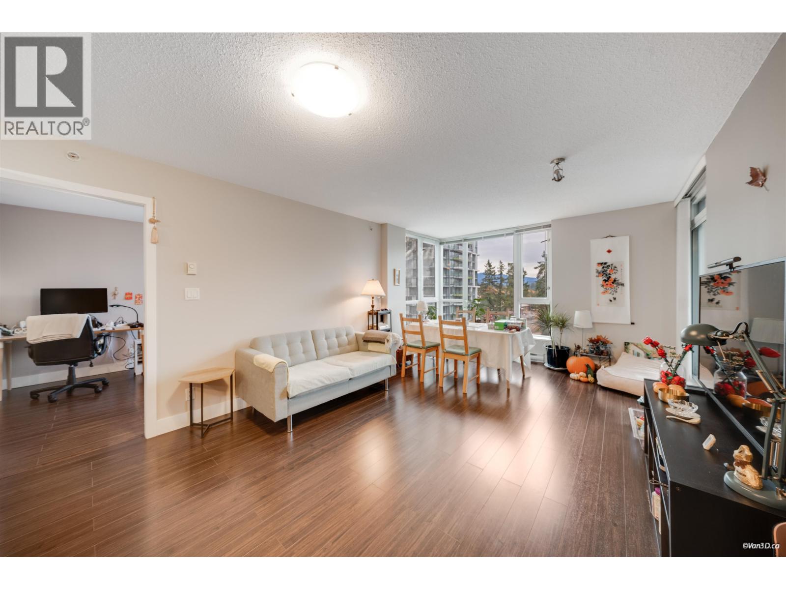 1102 1178 Heffley Crescent Property Photo 11