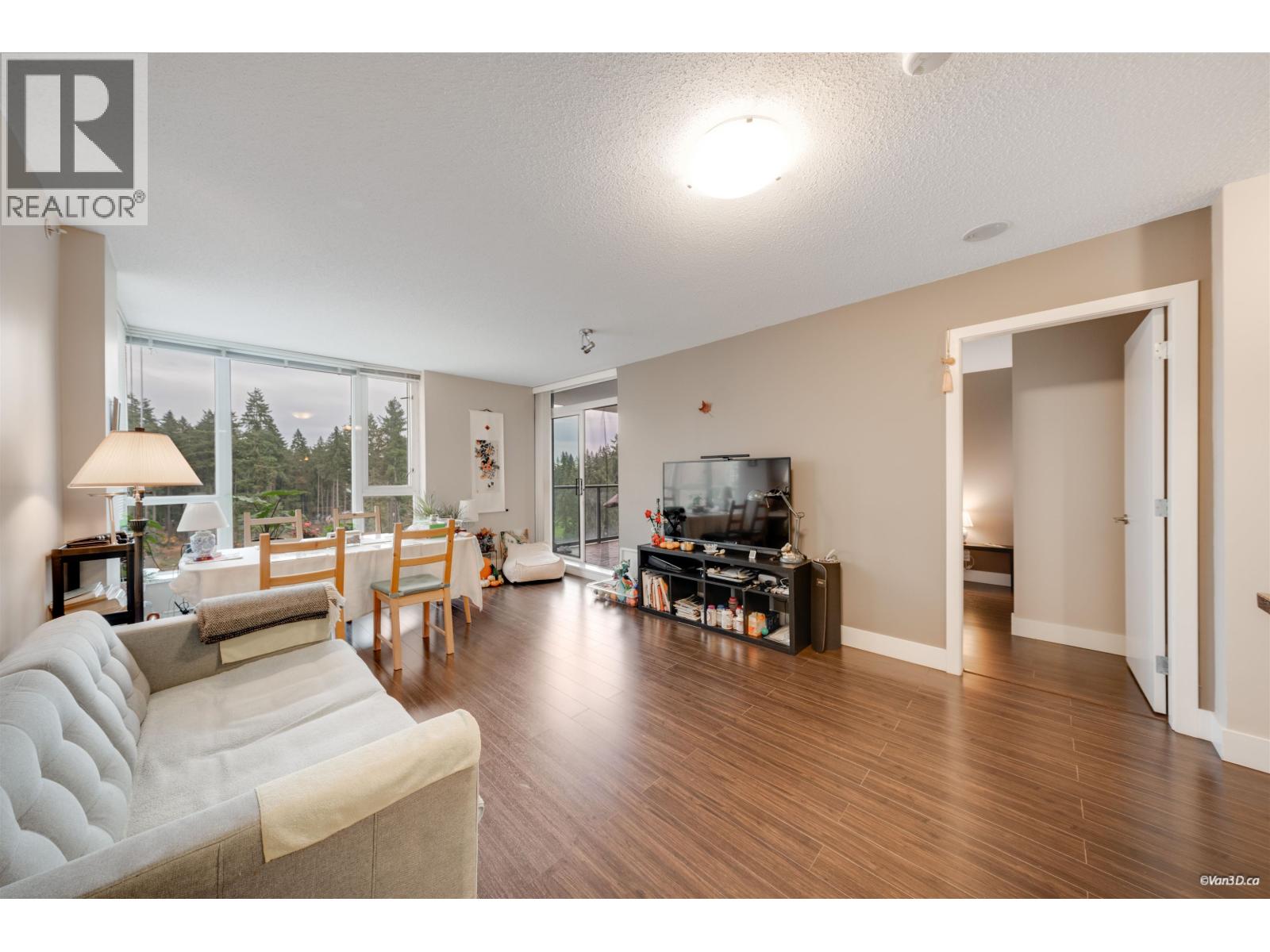 1102 1178 Heffley Crescent Property Photo 15