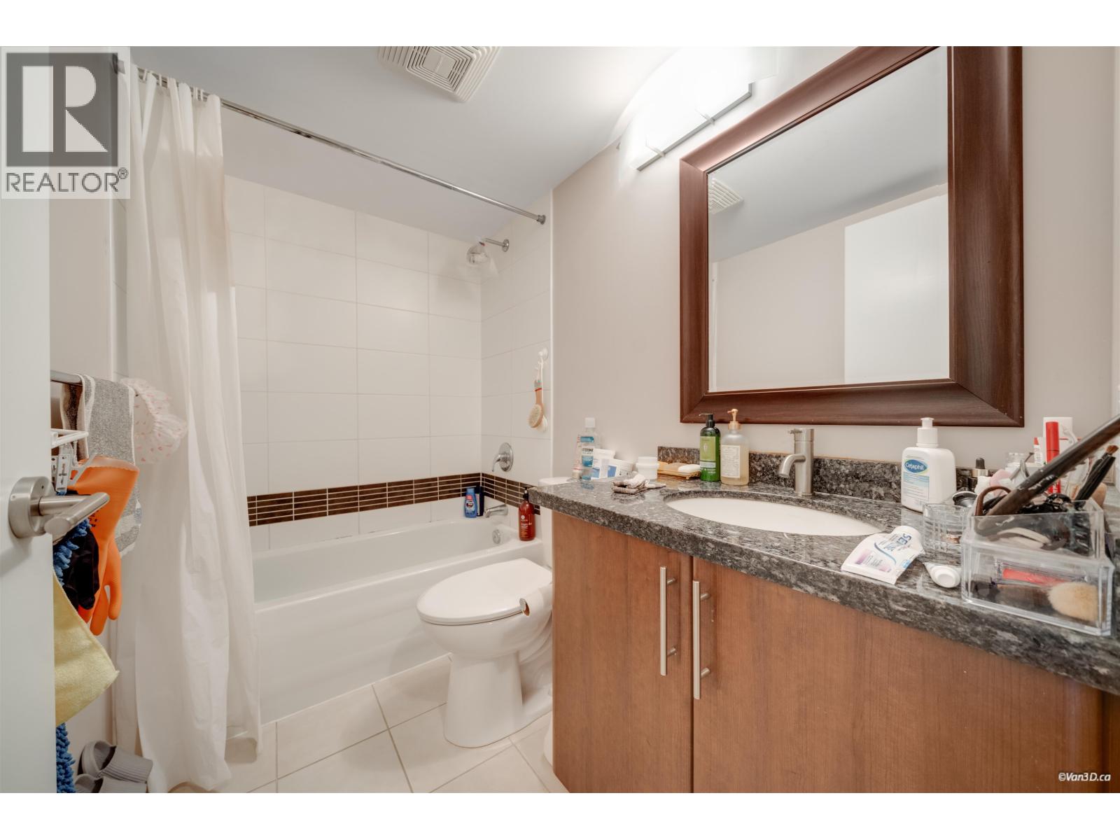 1102 1178 Heffley Crescent Property Photo 23