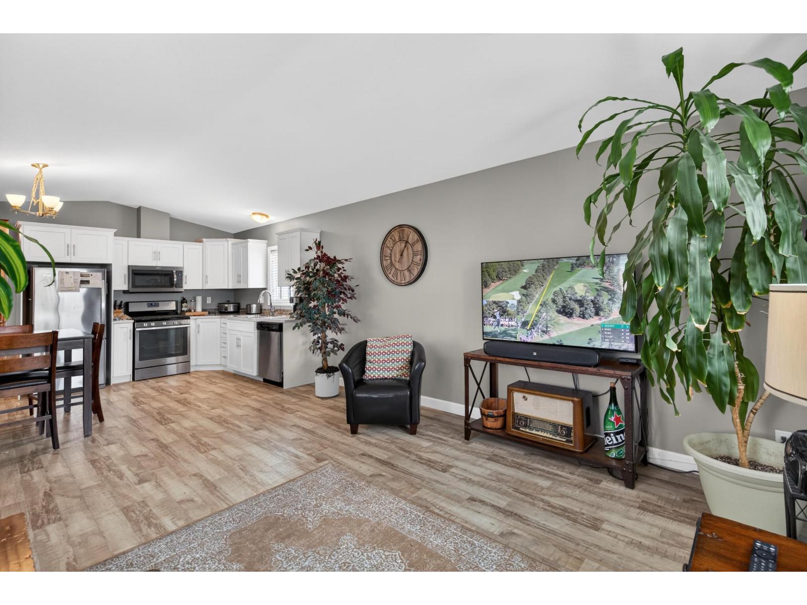 17 24330 Fraser Highway Property Photo 1