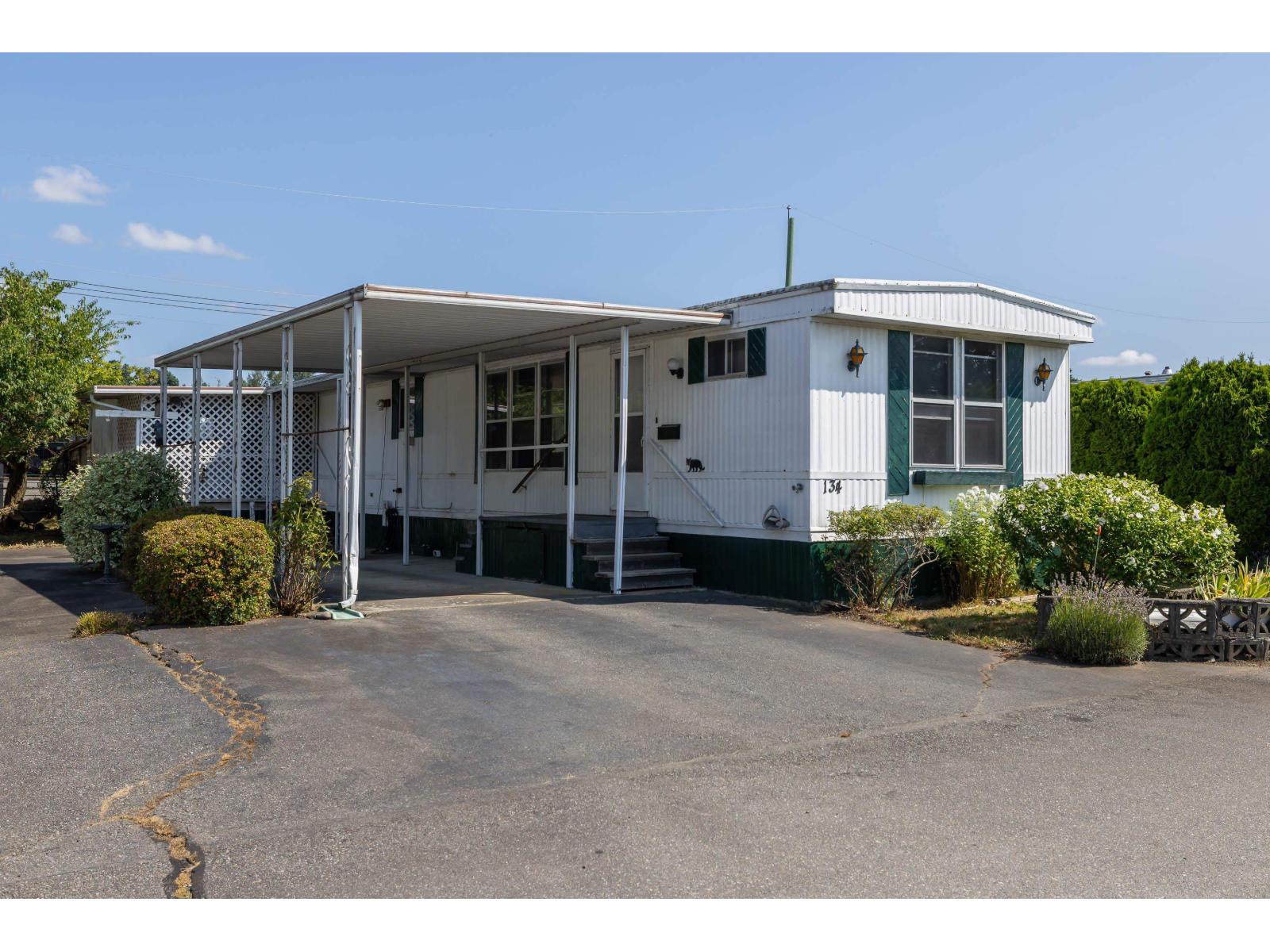 134 27111 0 Avenue Property Photo 1
