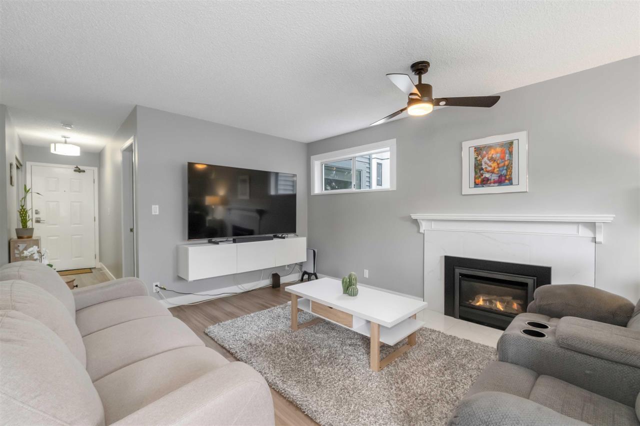 205 1473 Blackwood Street Property Photo 2