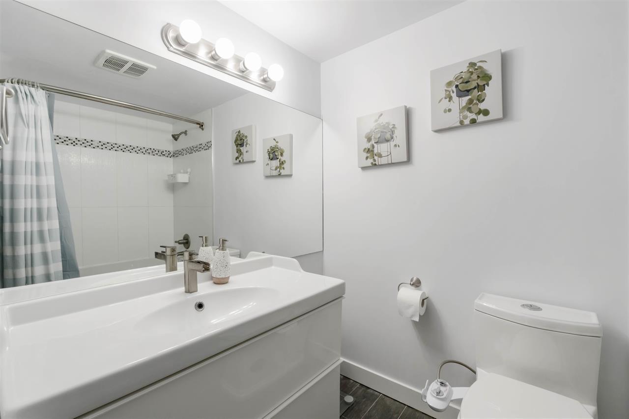 205 1473 Blackwood Street Property Photo 23