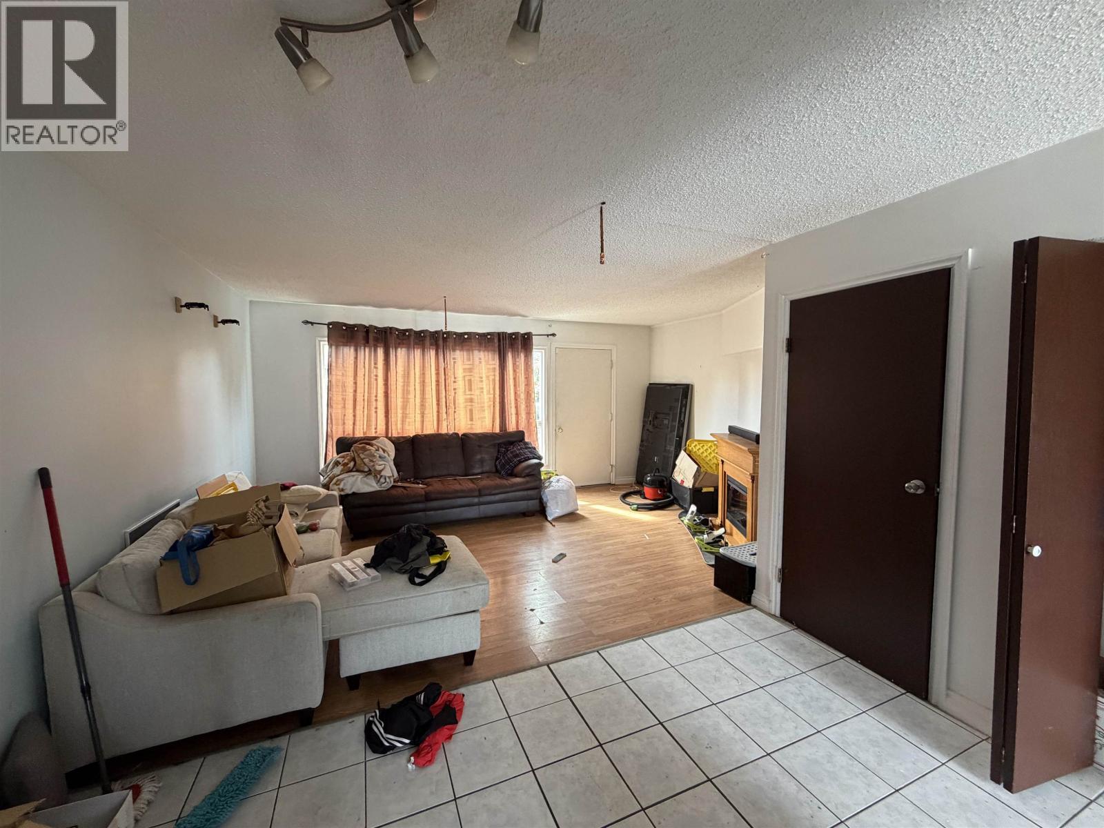 45 185 Konigus Street Property Photo 5