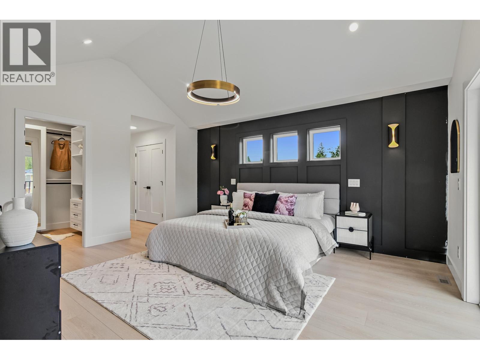 13614 230a Street Property Photo 22