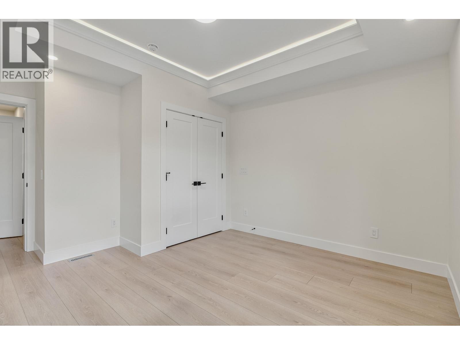 13614 230a Street Property Photo 31