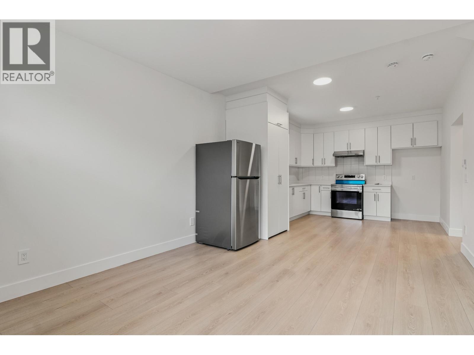13614 230a Street Property Photo 37