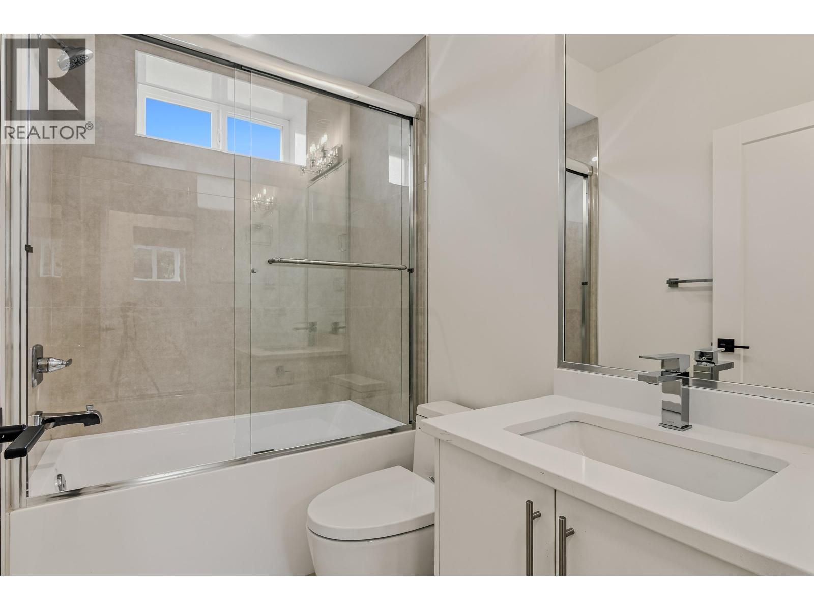 13614 230a Street Property Photo 39