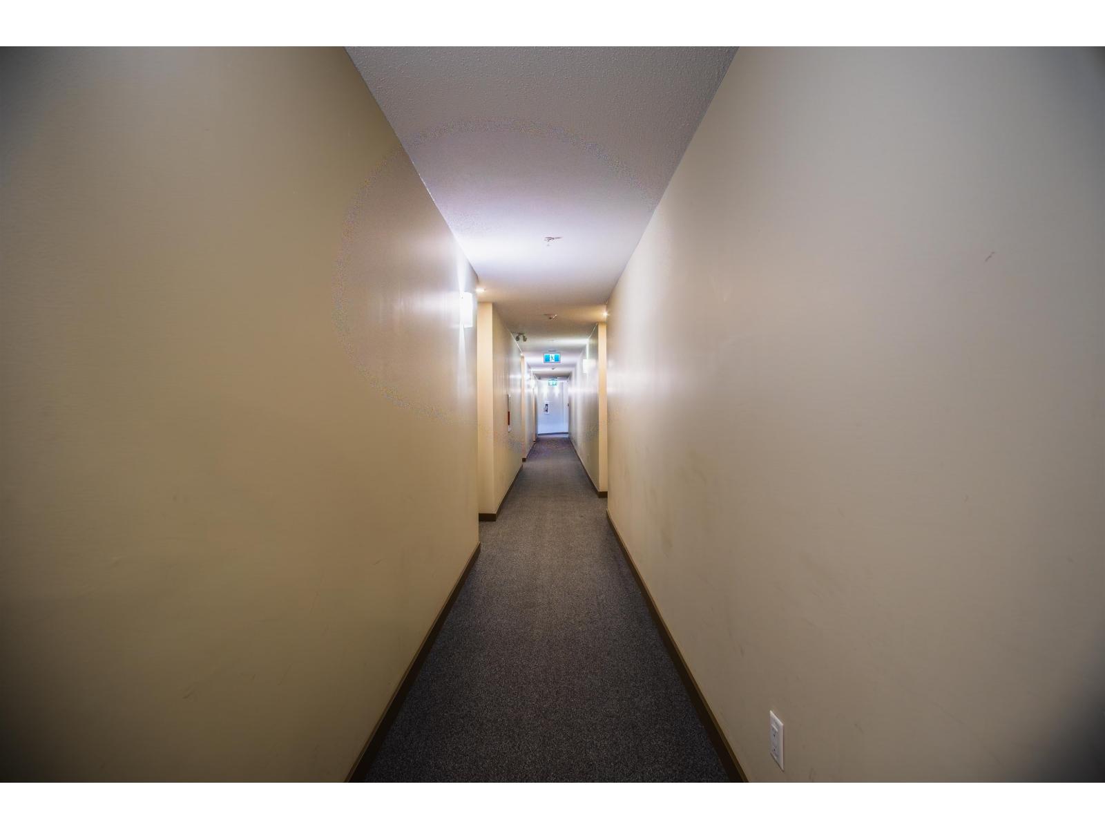 124 10838 City Parkway Property Photo 15