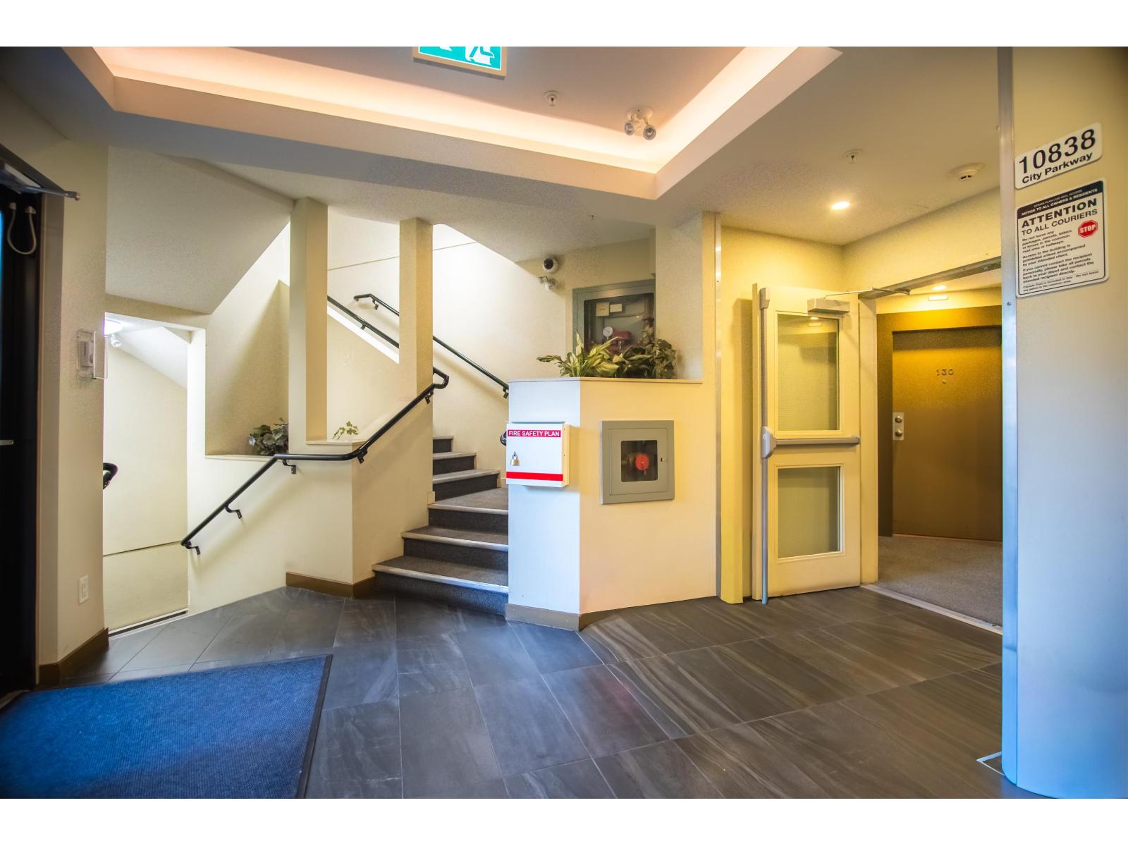 124 10838 City Parkway Property Photo 16