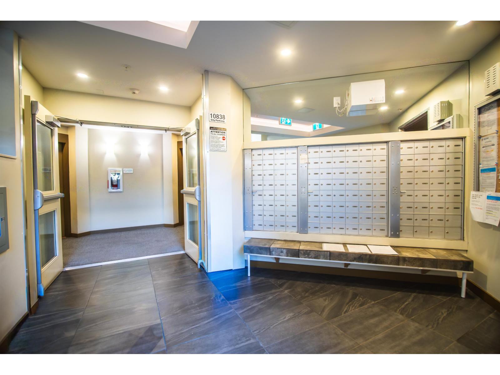 124 10838 City Parkway Property Photo 17