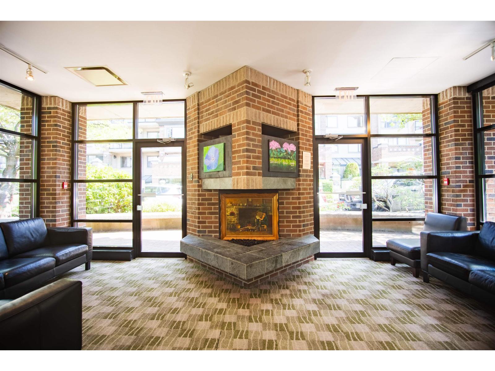 124 10838 City Parkway Property Photo 18