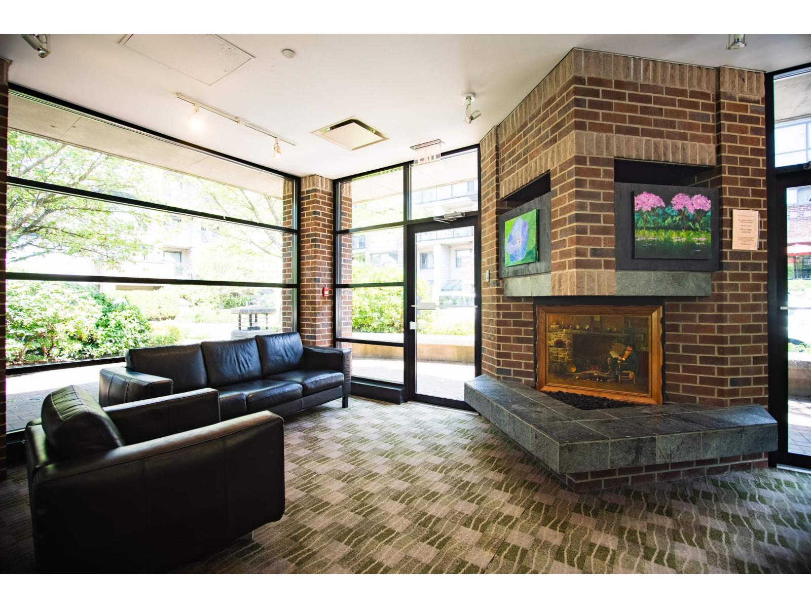 124 10838 City Parkway Property Photo 21