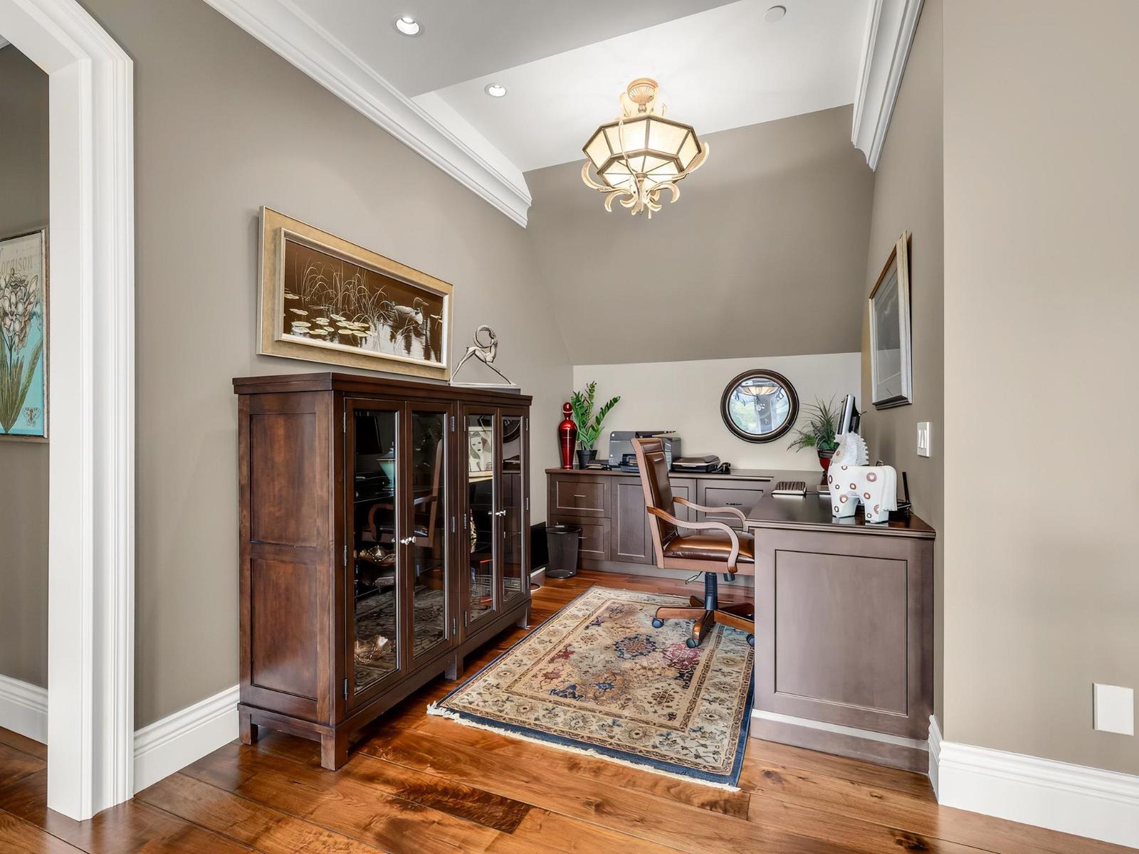 20152 2 Avenue Property Photo 20