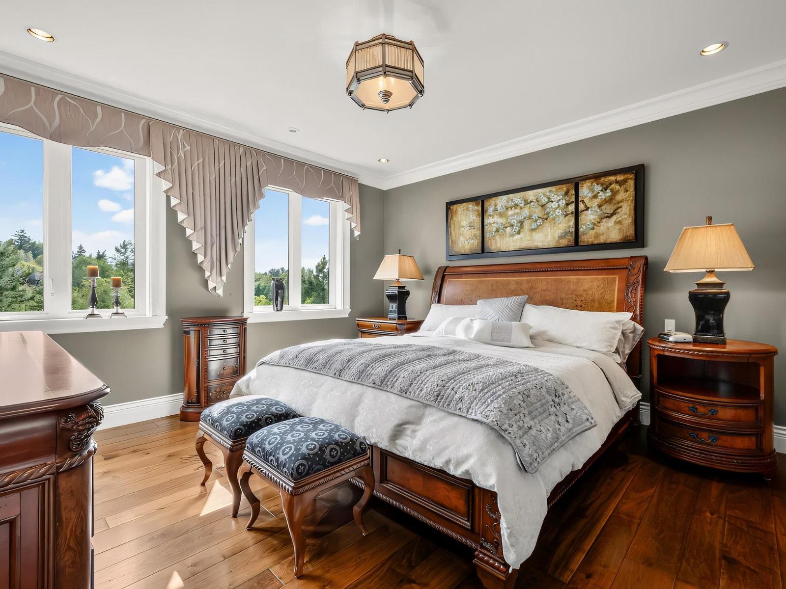 20152 2 Avenue Property Photo 21