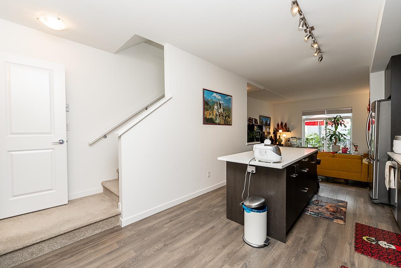 26 15850 85 Avenue Property Photo 17
