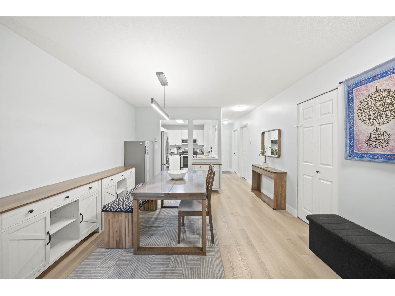 103 20189 54 Avenue Property Photo 14
