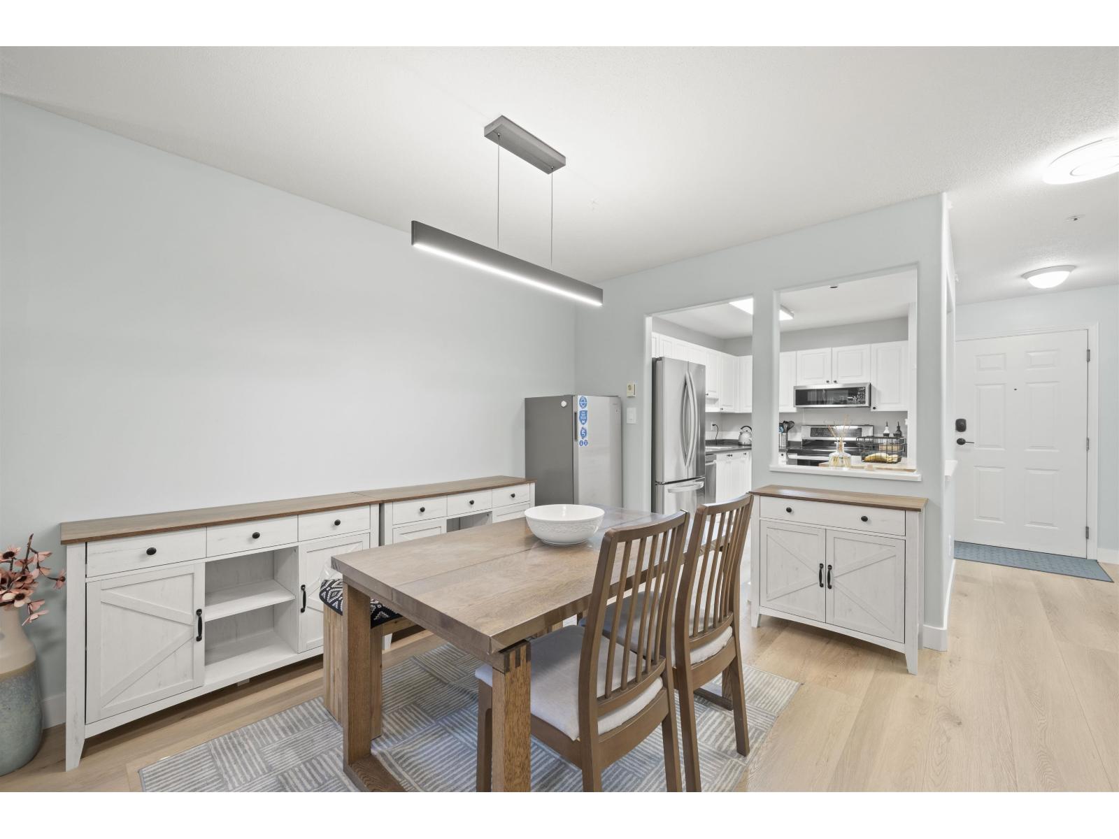 103 20189 54 Avenue Property Photo 17