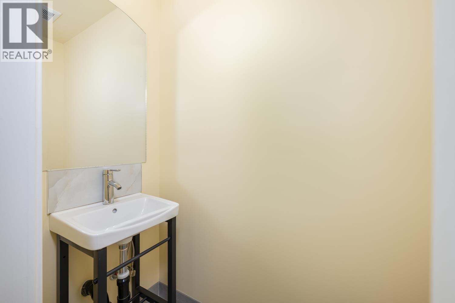 5655 Lancaster Street Property Photo 7