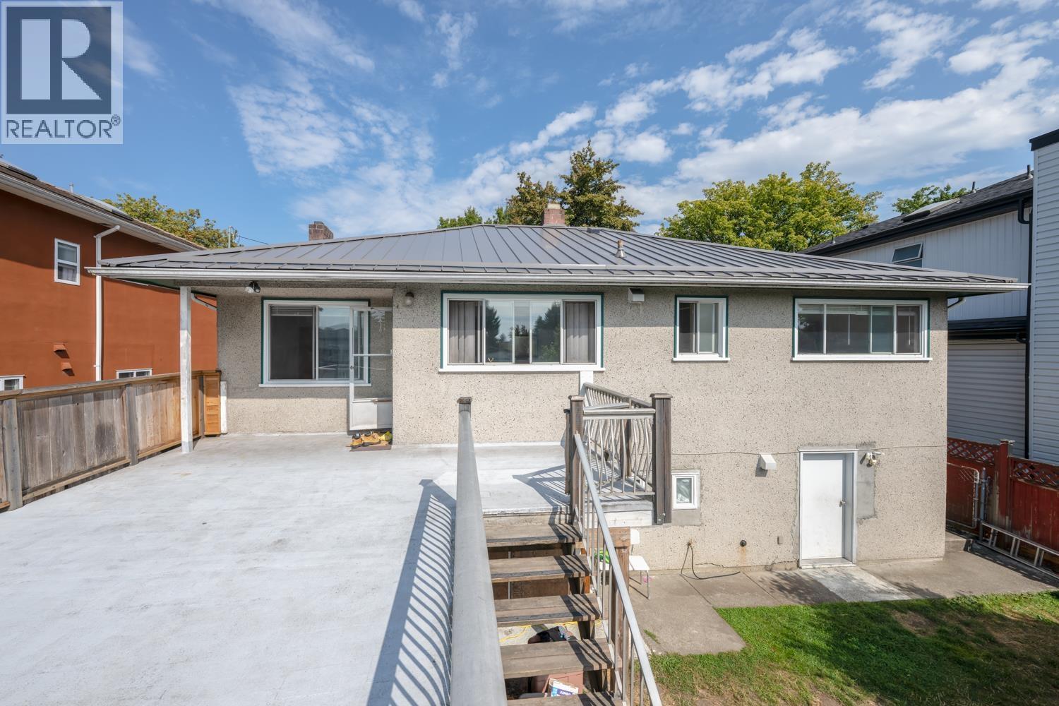 5655 Lancaster Street Property Photo 13