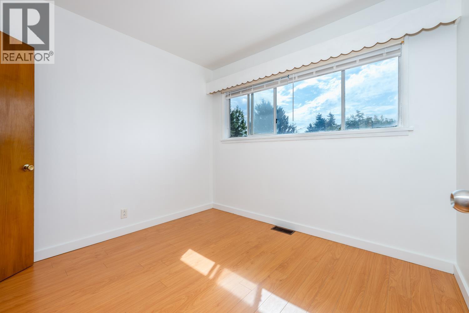 5655 Lancaster Street Property Photo 17