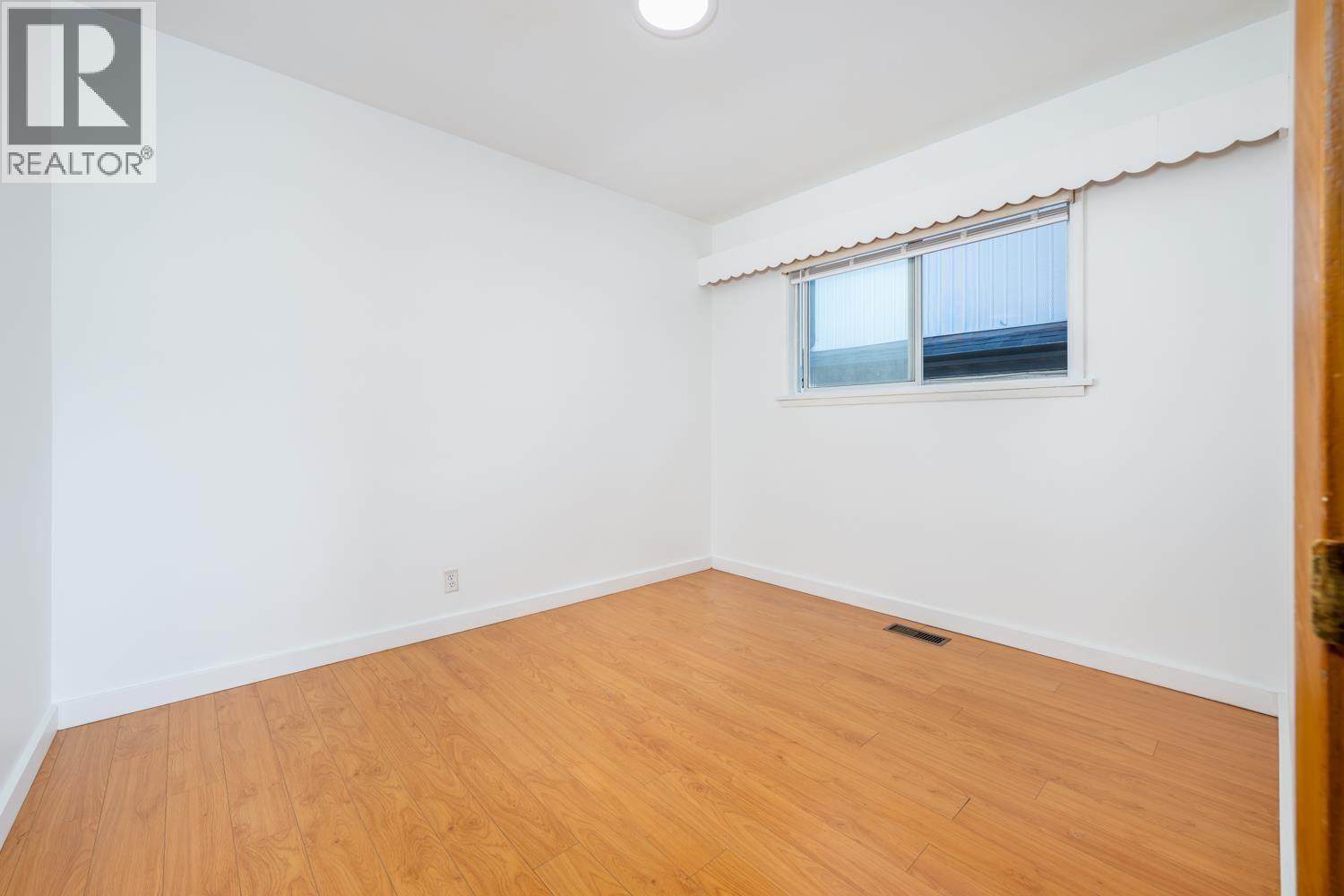 5655 Lancaster Street Property Photo 18