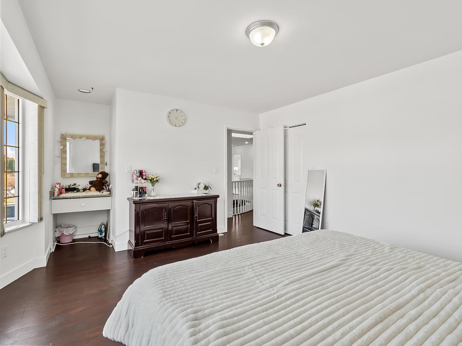3542 Galiano Drive Property Photo 25