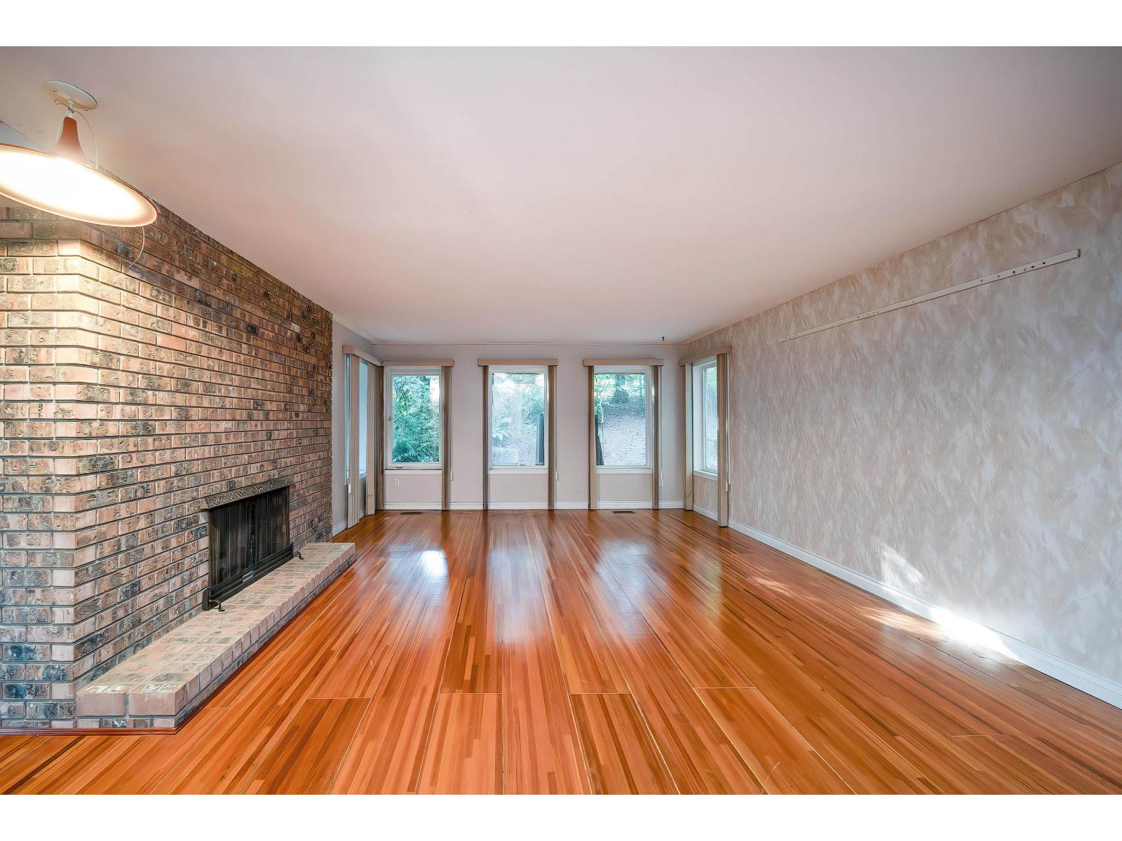 5242 Station Road Property Photo 3