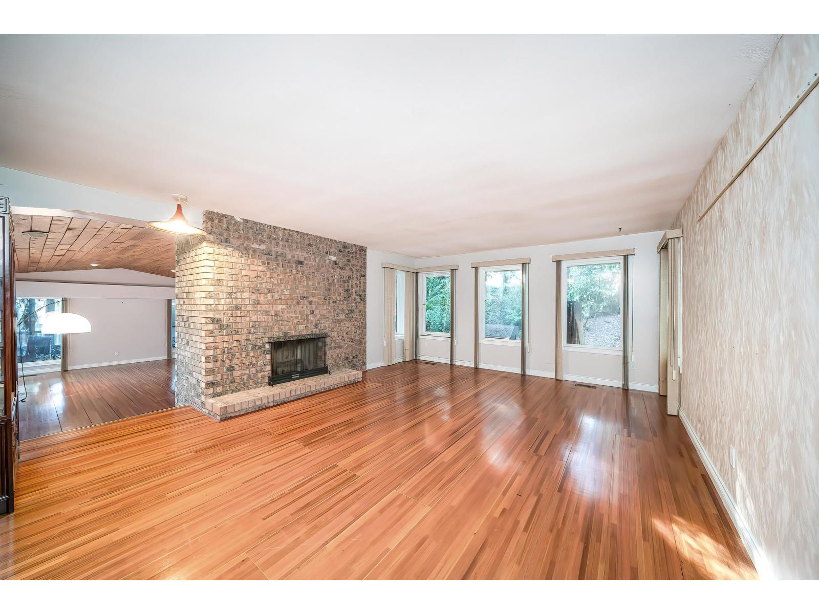 5242 Station Road Property Photo 4