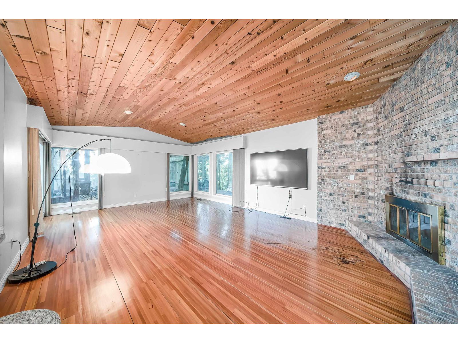 5242 Station Road Property Photo 5