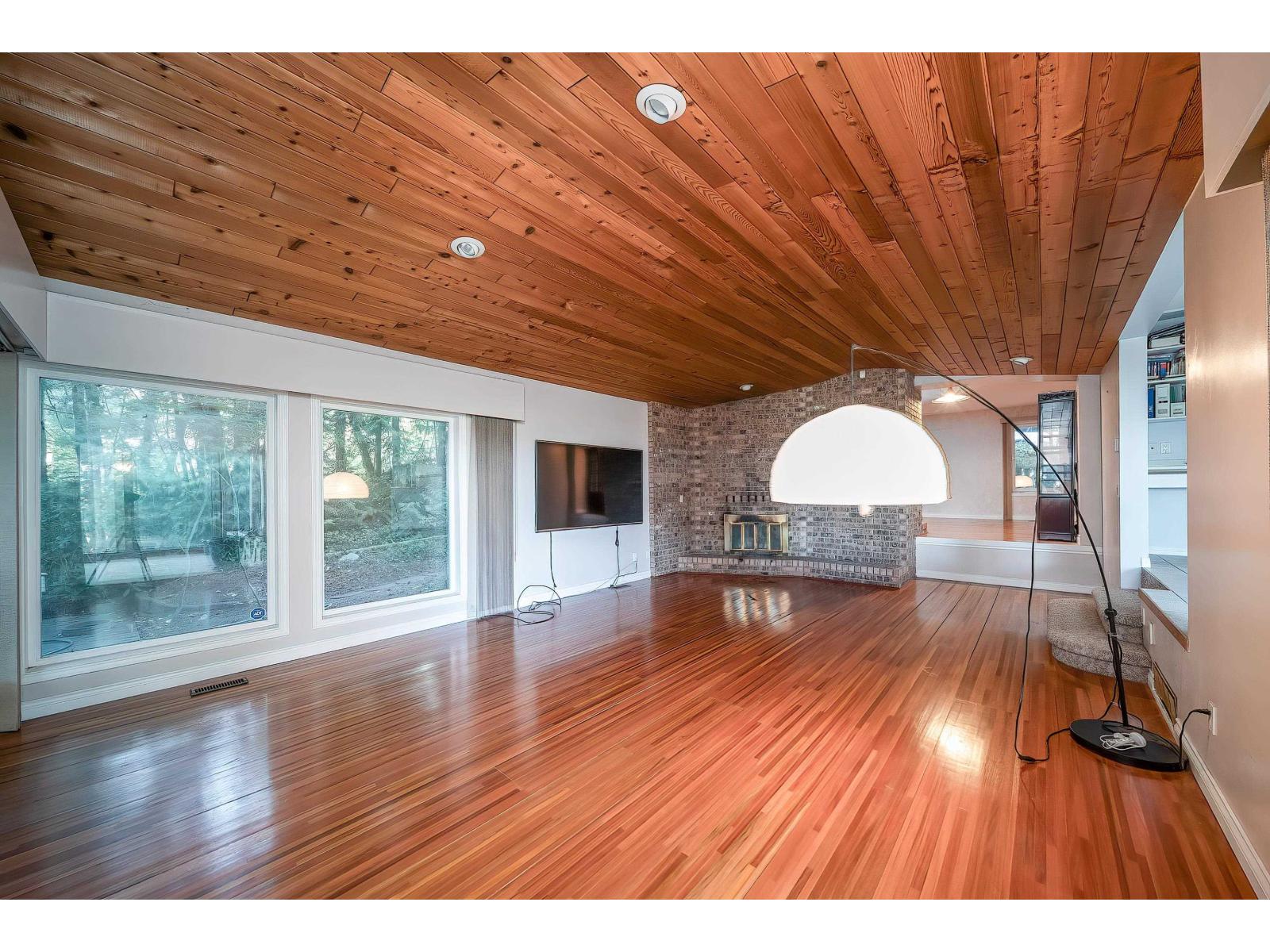 5242 Station Road Property Photo 6