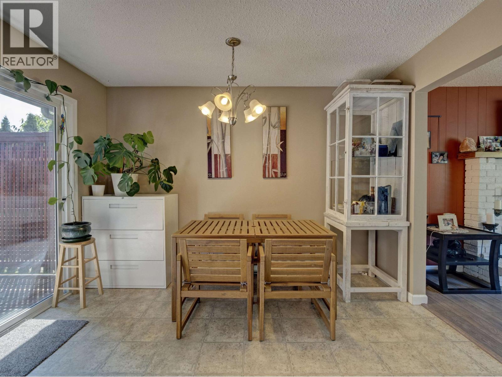 3367 Richards Road Property Photo 15