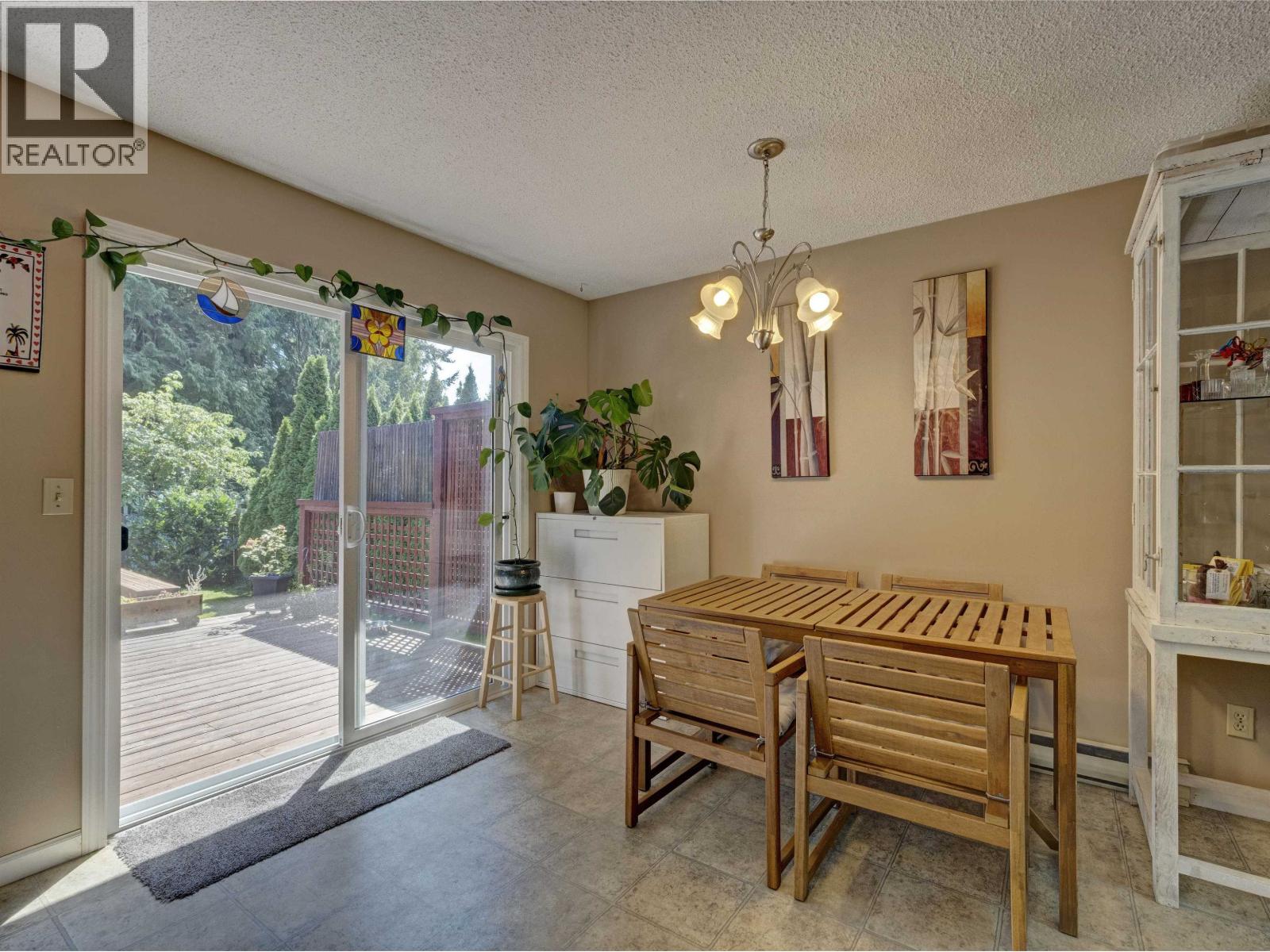 3367 Richards Road Property Photo 16