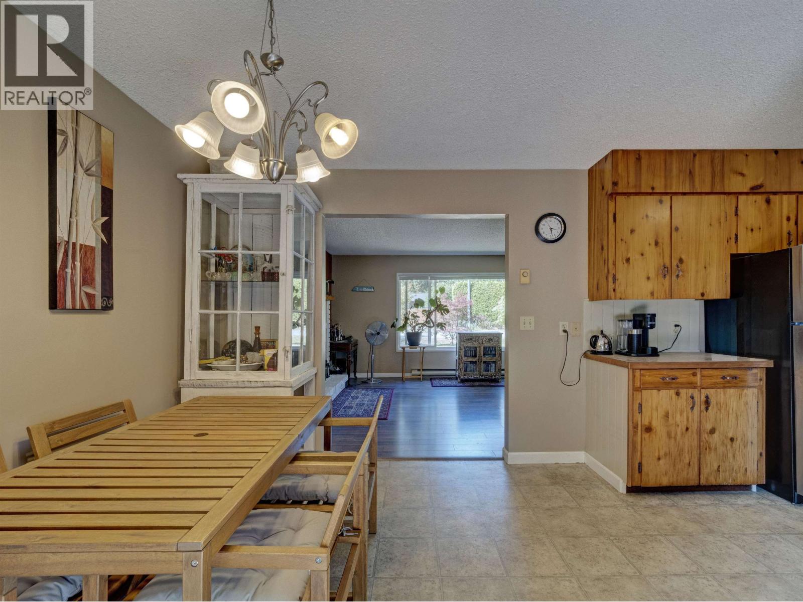3367 Richards Road Property Photo 17