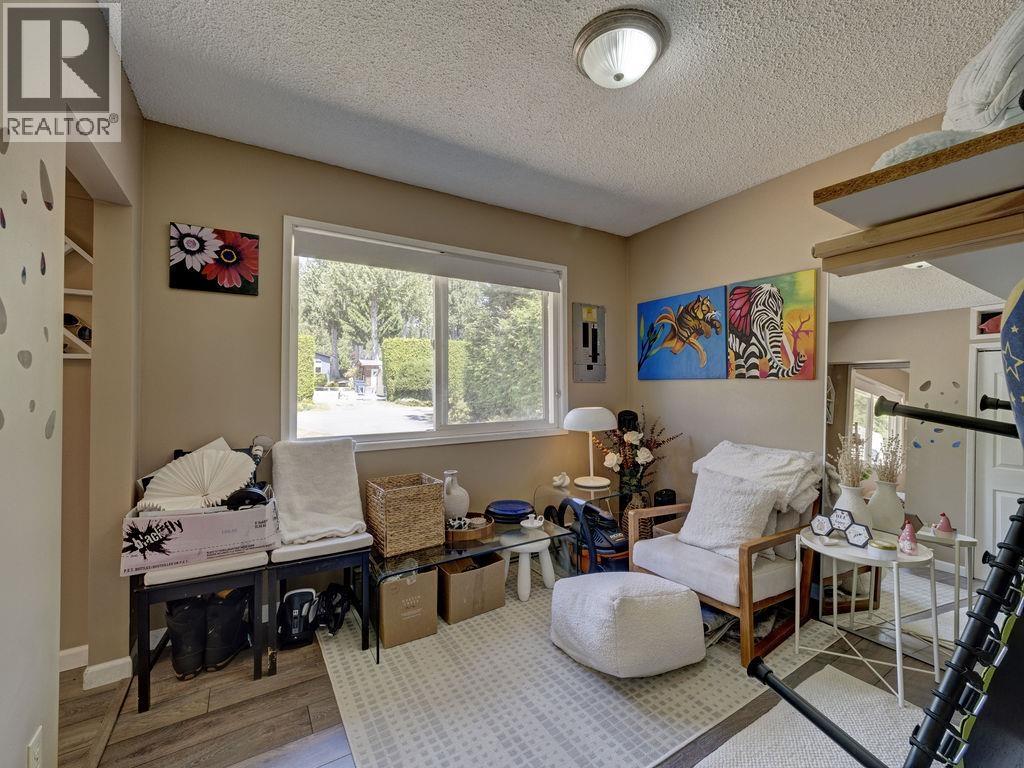 3367 Richards Road Property Photo 22