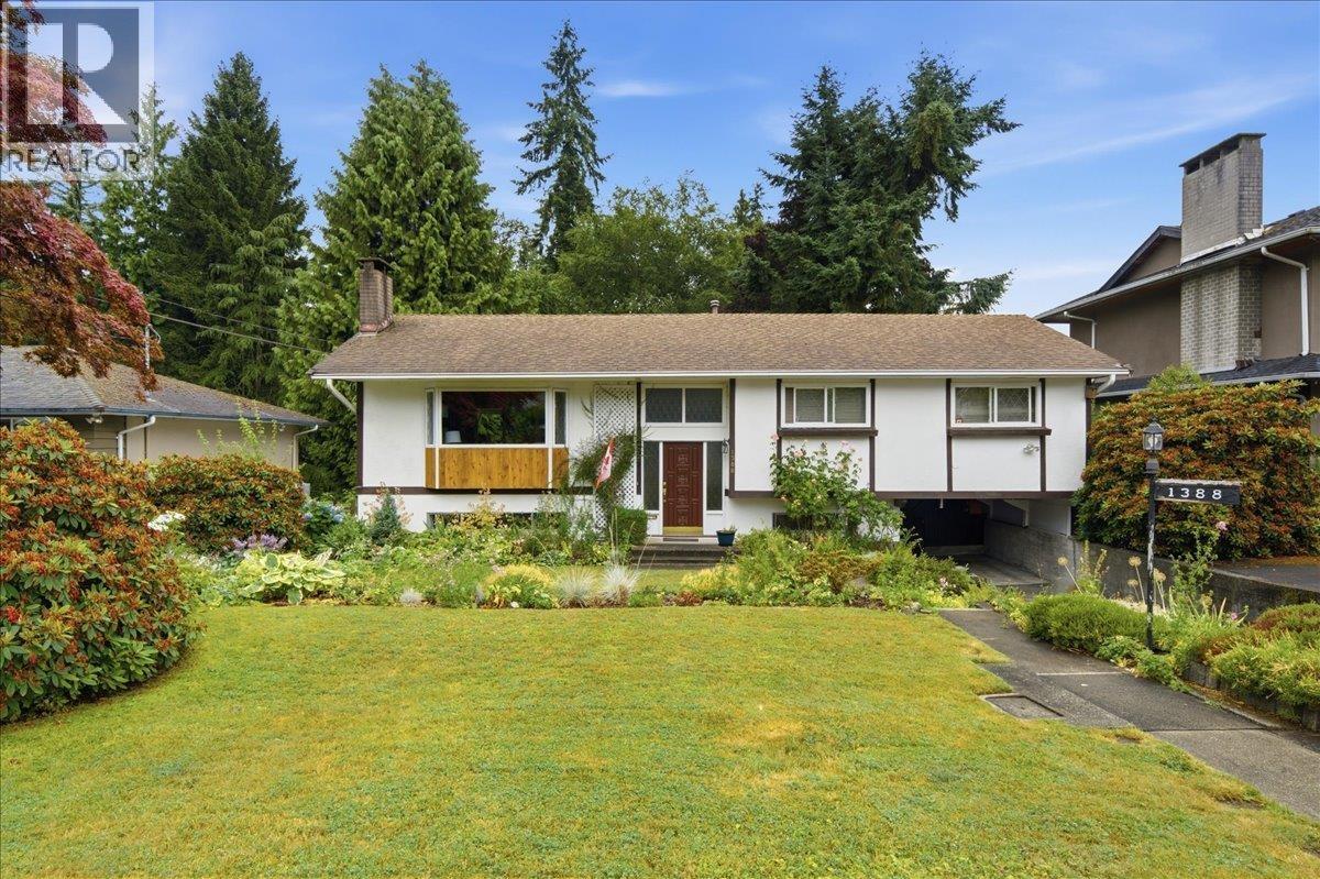 1388 CAMBRIDGE DRIVE