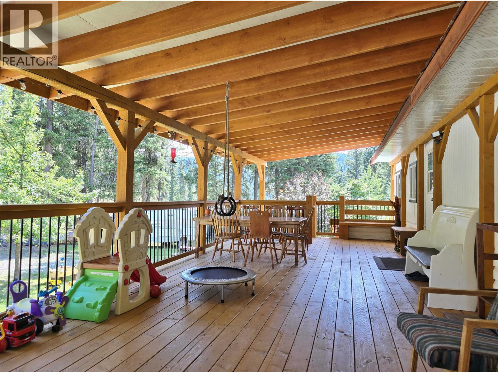 2435 Sandberg Road Property Photo 7