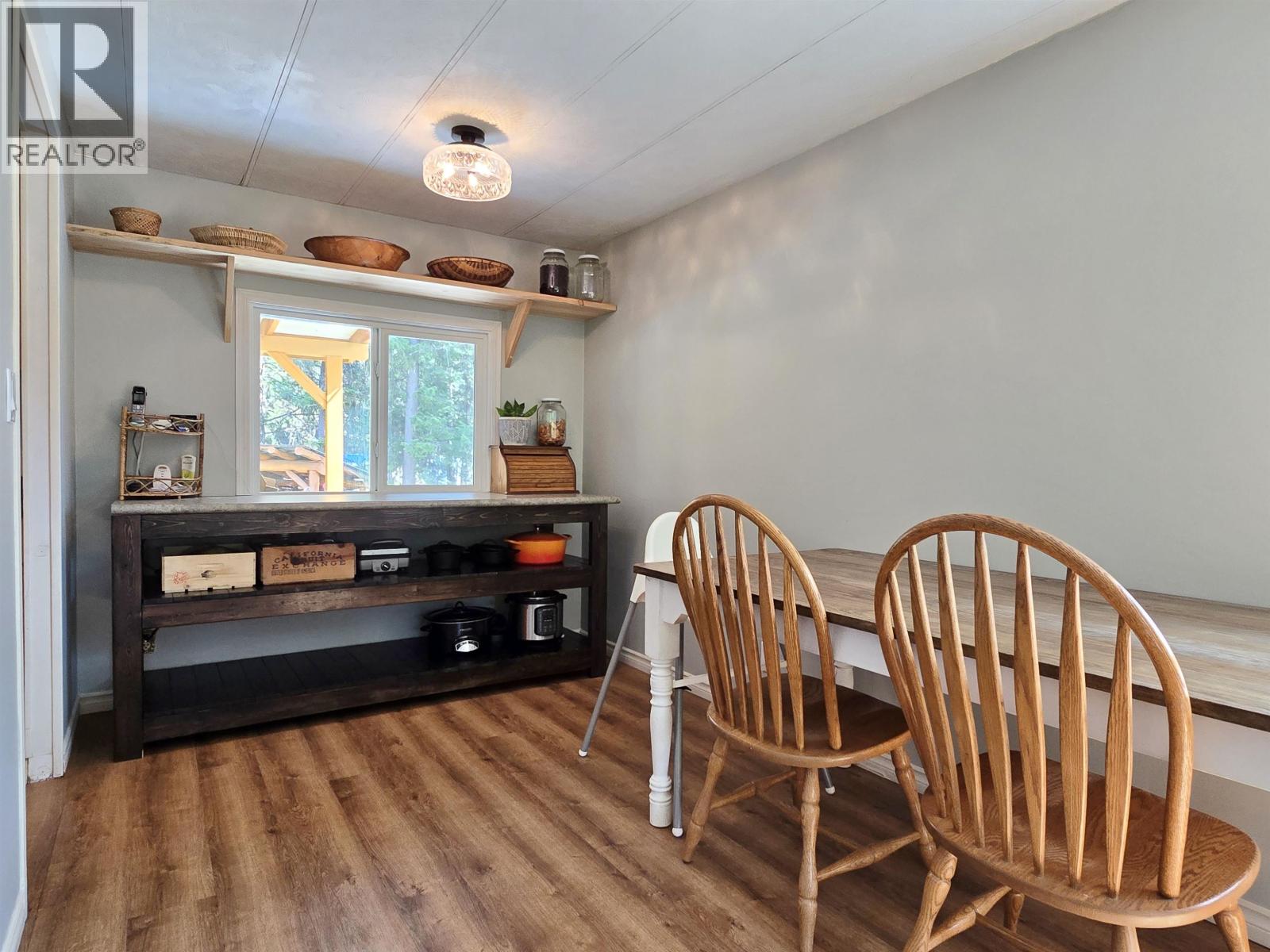 2435 Sandberg Road Property Photo 11