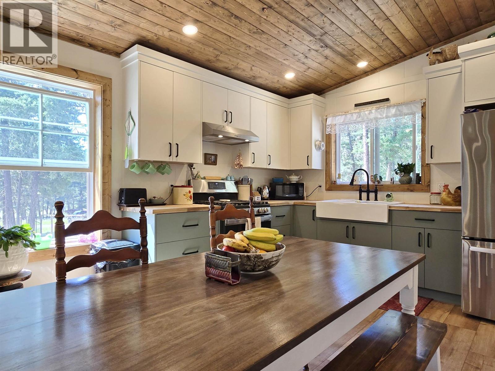 2435 Sandberg Road Property Photo 25