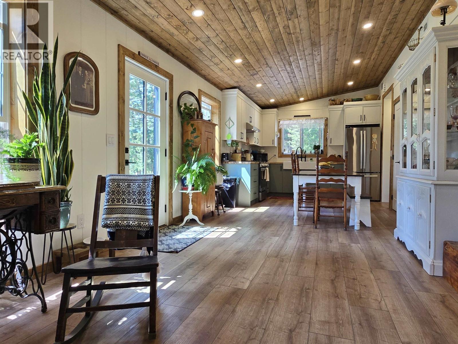 2435 Sandberg Road Property Photo 29