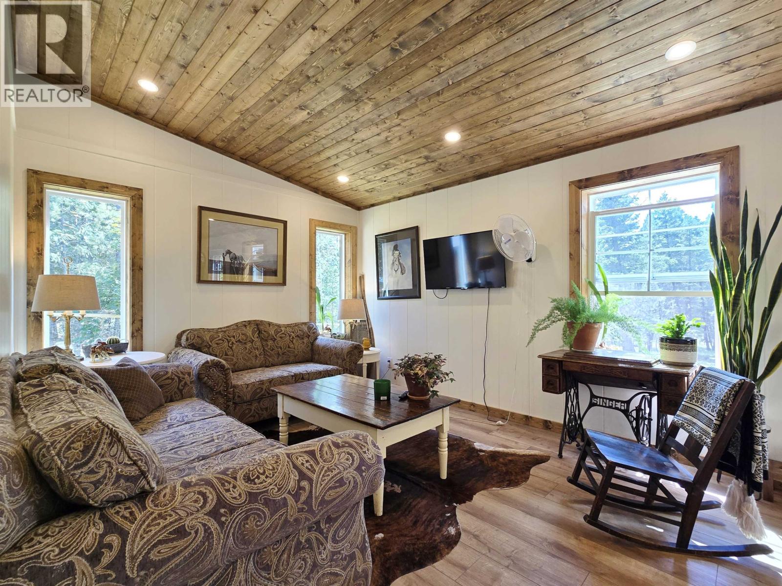 2435 Sandberg Road Property Photo 30