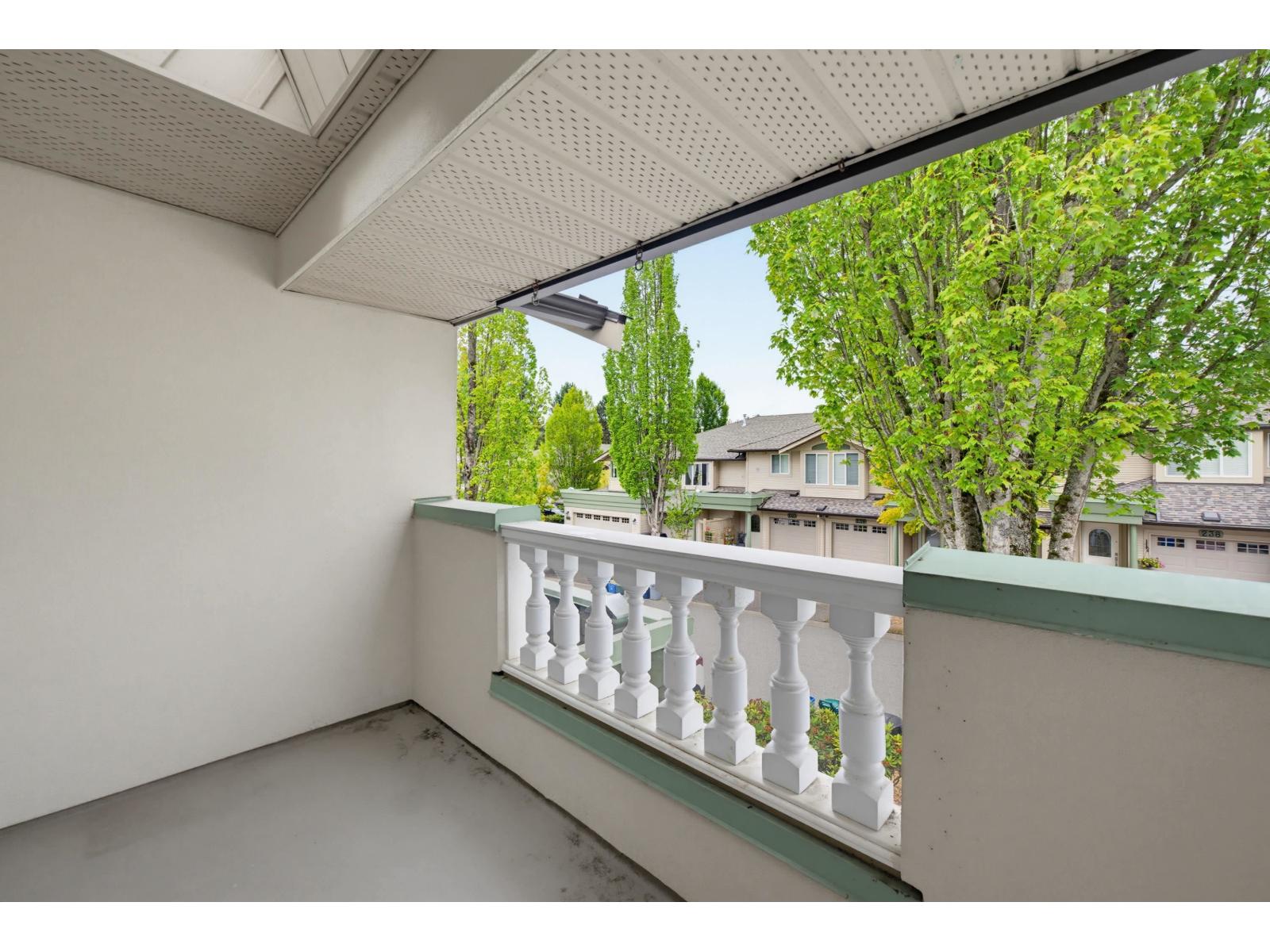 234 13888 70 Avenue Property Photo 17