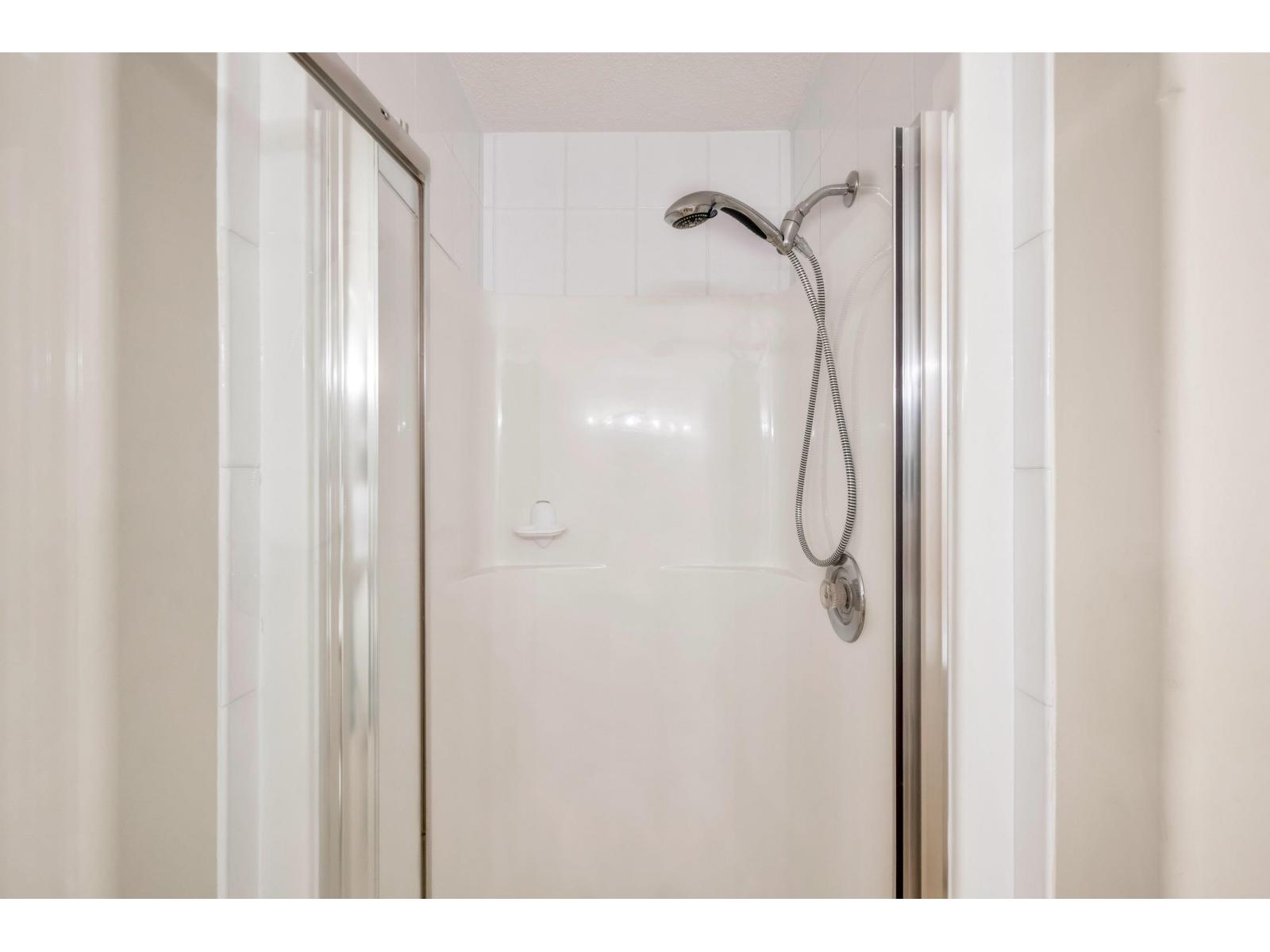 234 13888 70 Avenue Property Photo 21