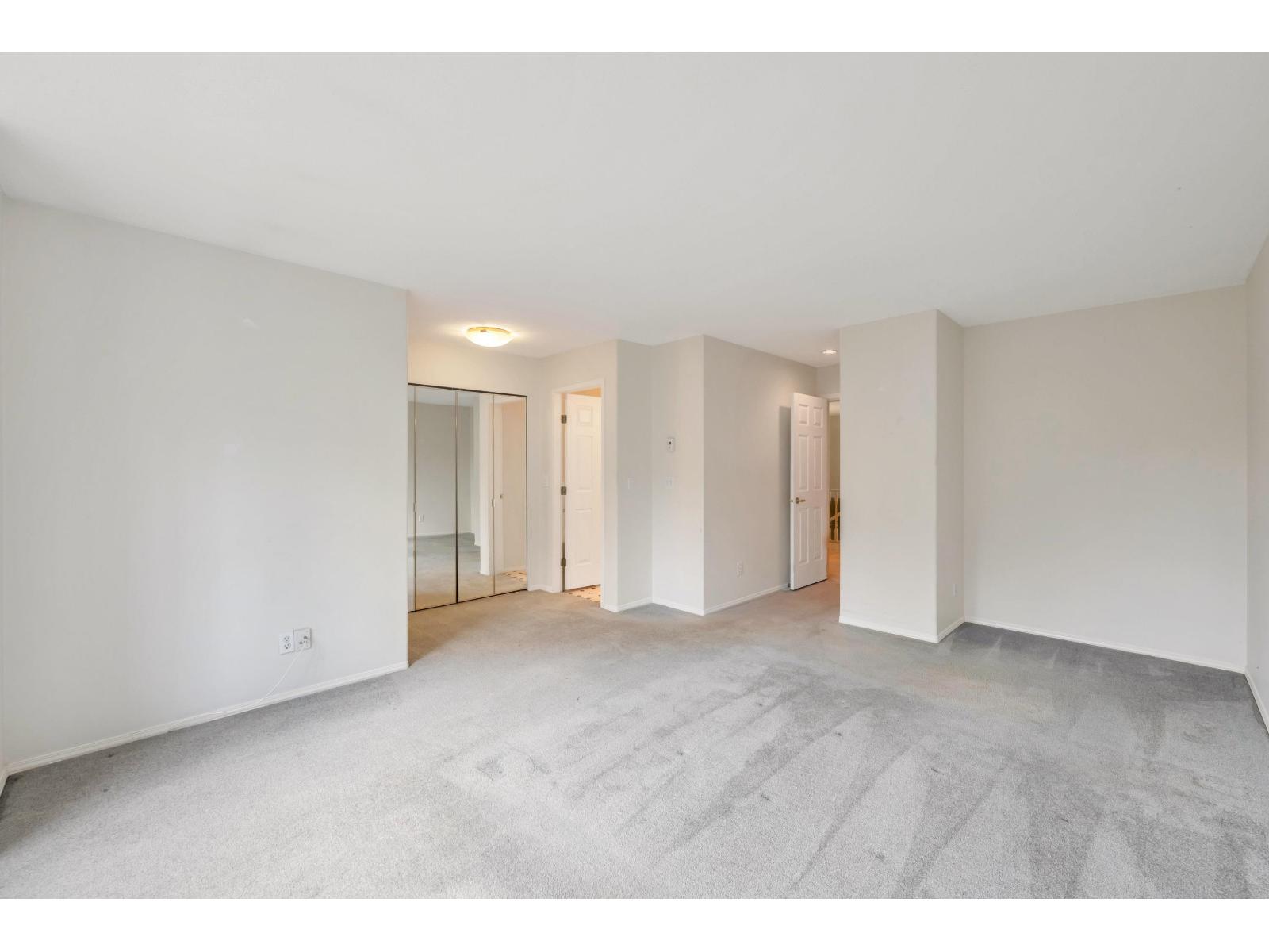234 13888 70 Avenue Property Photo 24