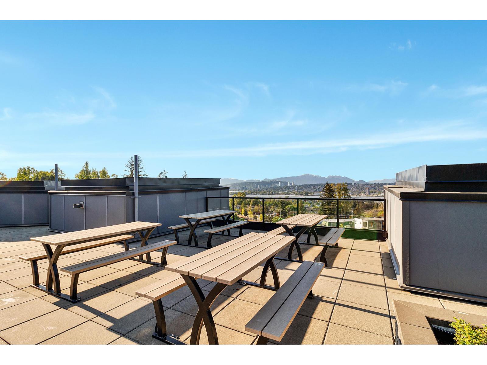 612 11077 Ravine Road Property Photo 10
