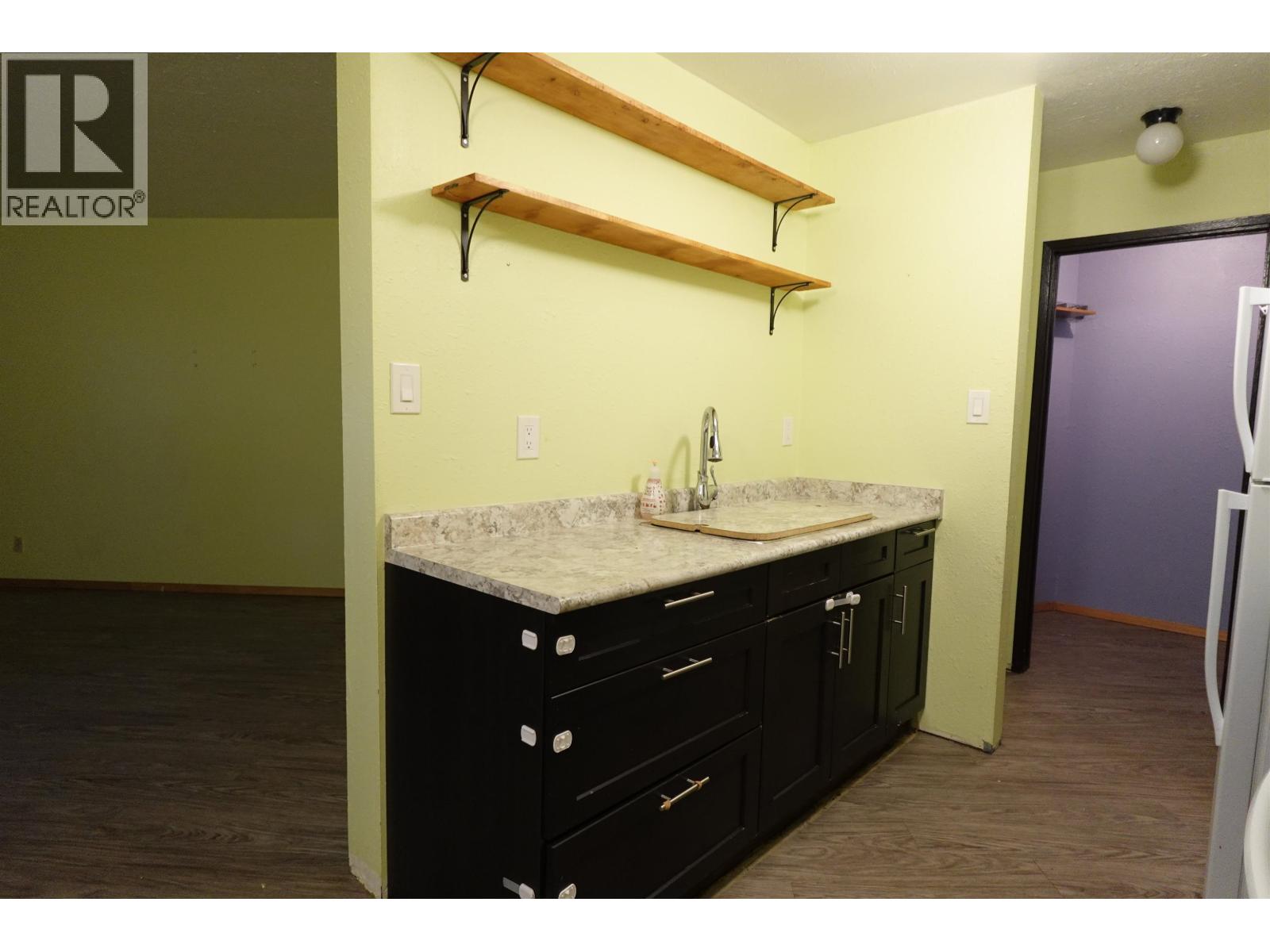 105 398 Roddis Drive Property Photo 5