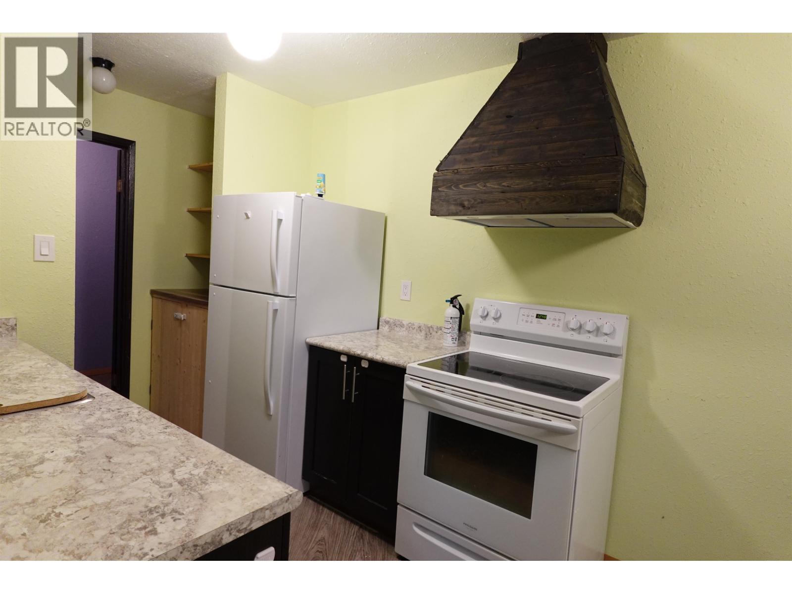 105 398 Roddis Drive Property Photo 6