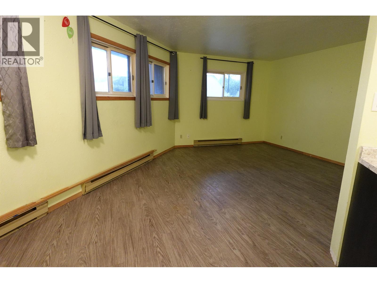 105 398 Roddis Drive Property Photo 17